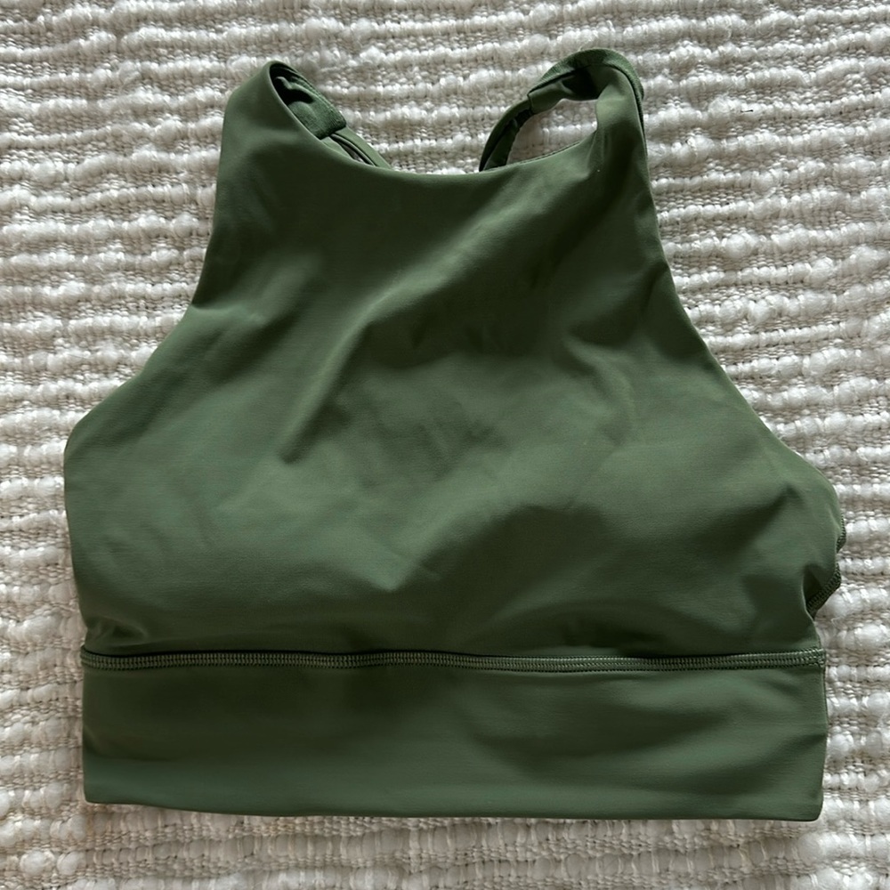 Lululemon sports bra